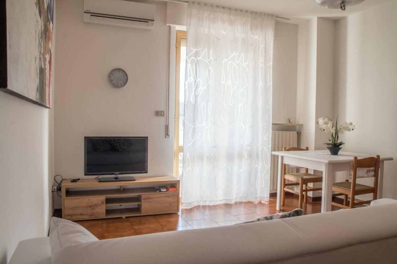 La Loggia Su Acqui. Centro, Wi-Fi, Aria Condizionata, Ascensore Acqui Terme Zewnętrze zdjęcie